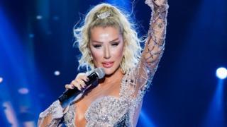 Seda Sayan 2 milyon 665 bin TL'lik çantasıyla gündem olmuştu! 'Tükürük' detayı herkesi şaşırttı