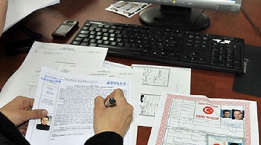 Yüzbaşının eşinden büyük vurgun