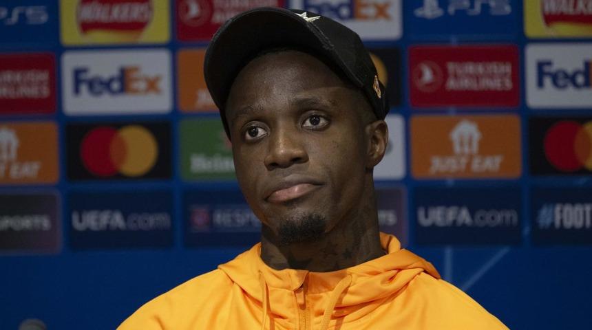 Galatasaray'ın yıldızı Wilfried Zaha'dan milli takım açıklaması! "Tereddüt etmem giderim"