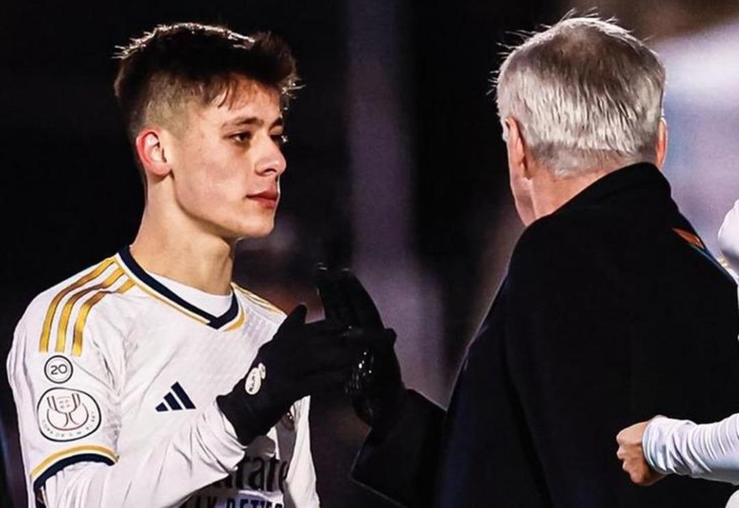 Arda G&uuml;ler i&ccedil;in Real Madrid antren&ouml;r kadrosunun verdiği rapor, herkesi şoke etti! Gen&ccedil; yıldız i&ccedil;in: 'Disiplinsiz ve su&ccedil;lu!' ifadelerini kullandılar