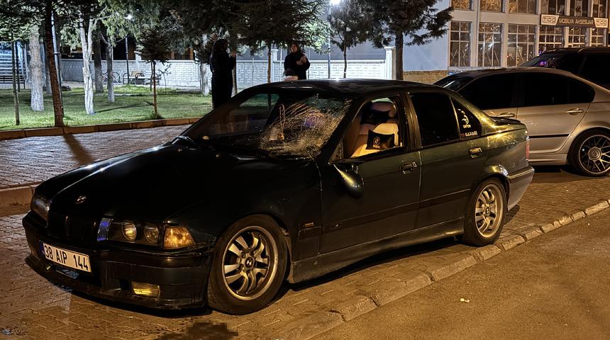 Kayseri'de otomobilin çarptığı kişi ağır yaralandı