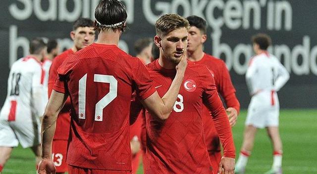 Semih Kılıçsoy'un yükselişi durdurulamıyor! Ümit Milli Futbol Takımına 1 puanı son dakikada attığı golle getirdi 640xauto