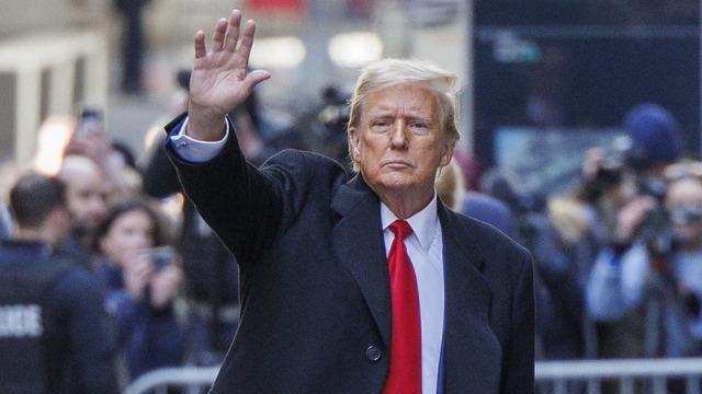 Donald Trump'a 'sus payı' davasında konuşma yasağı getirildi!