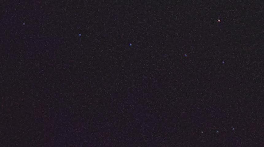 Starlink uyduları Bitlis semalarında böyle görüntülendi!