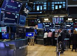 ABD'den gelen veriler sonrası küresel piyasalarda karışık seyir