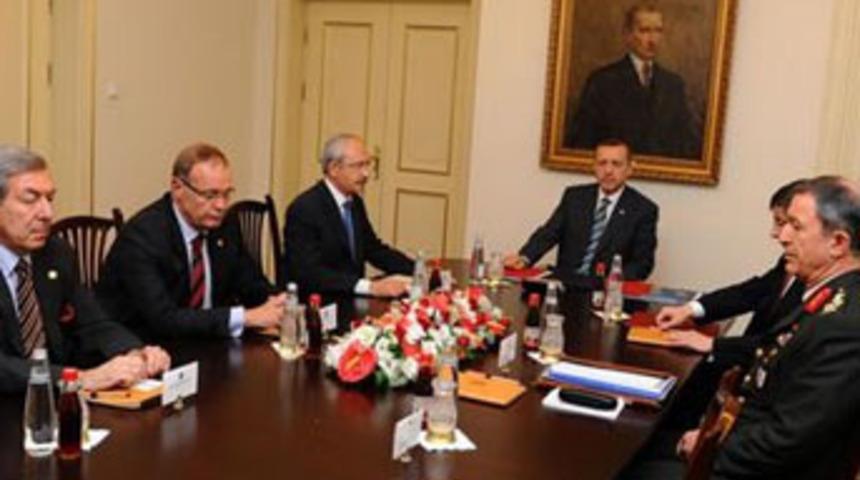 Başbakanlık'ta Suriye trafiği