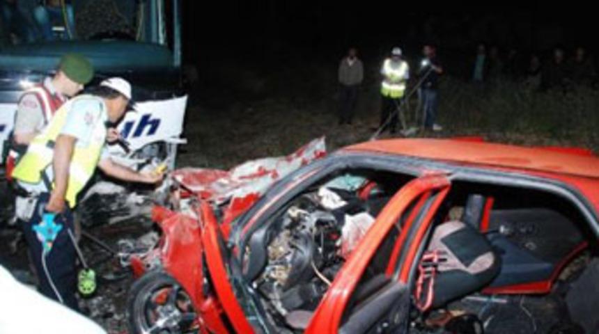 Antalya'da feci kaza; 4 ölü