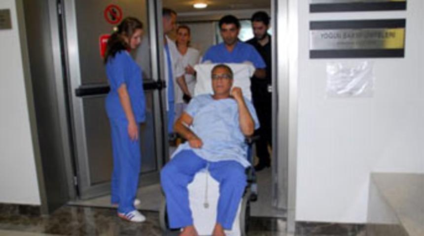 Mehmet Ali Erbil yoğun bakımdan &ccedil;ıktı