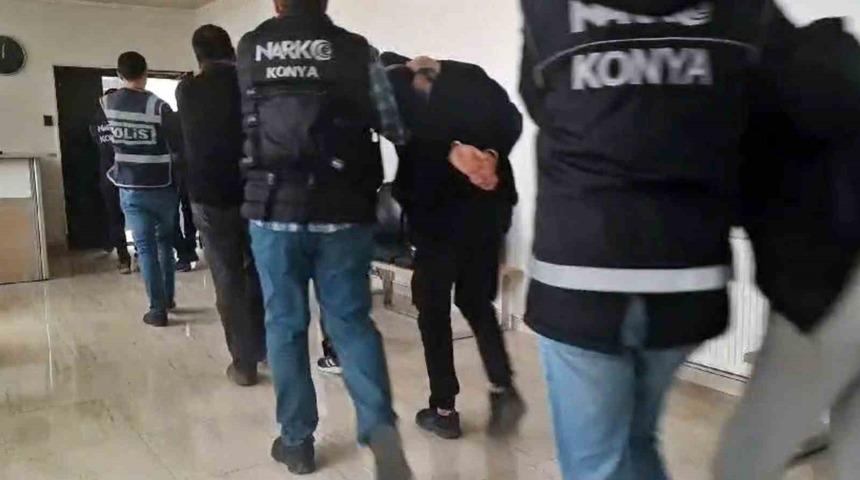 Konya’da binlerce uyuşturucu hap yakalandı