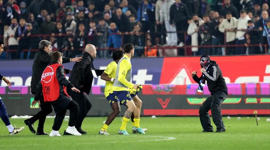 Trabzonspor-Fenerbahçe maçının faturası belli oldu! Olaylı mücadeleden sonra herhangi bir futbolcu için açıklama yapılmadı