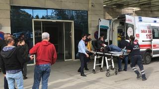 Siirt'te muhtarlık kavgası: 1 polis yaralandı!