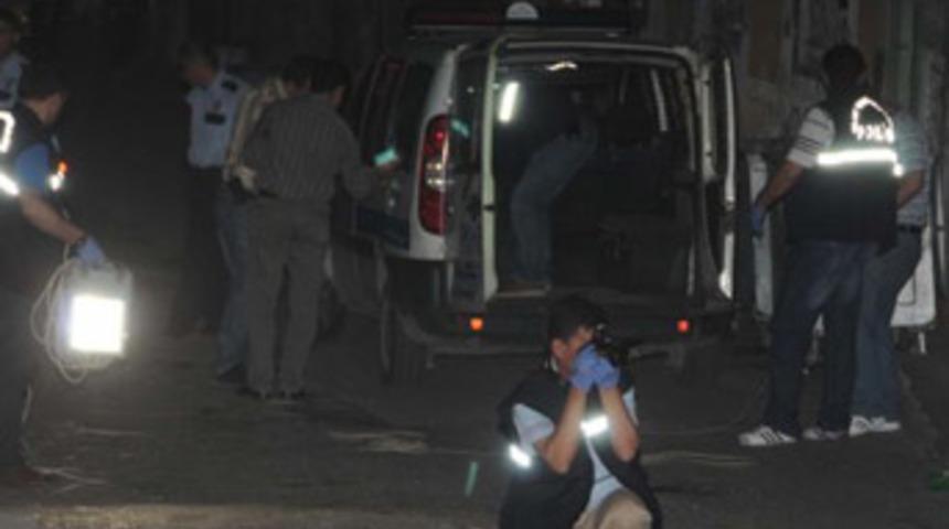 Polis aracına ateş a&ccedil;ıldı!