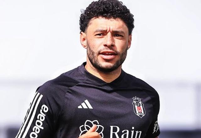 Beşiktaş'ta sakatlığını atlatan Alex Oxlade-Chamberlain, bireysel çalışmalara başladı