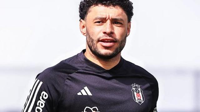 Beşiktaş'ta sakatlığını atlatan Alex Oxlade-Chamberlain, bireysel çalışmalara başladı