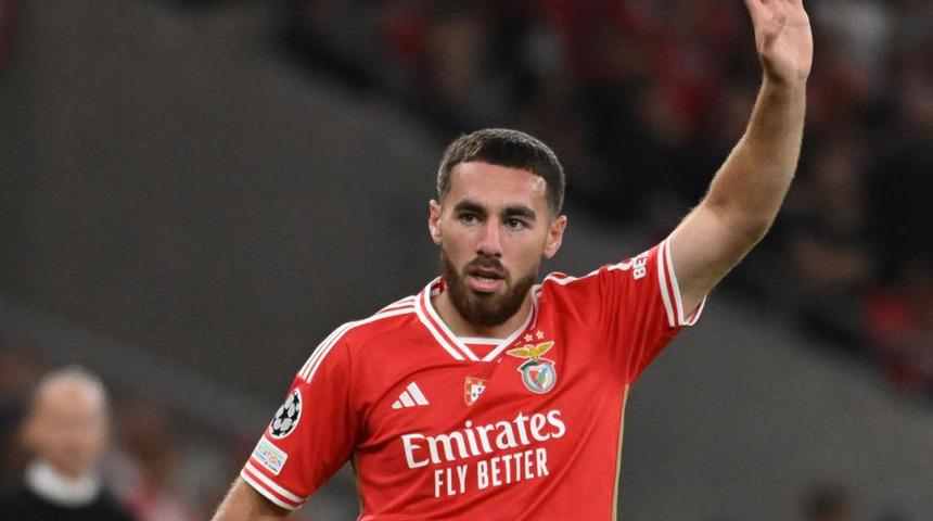 Milli yıldız Orkun Kökçü, Süper Lig devinin teklifini teşekkür ederek reddetti!