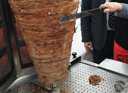 İşletmeler eleman bulmakta zorlanıyor, karaborsaya düştüler! Yurt dışından transfer bile yapılıyor, en düşük ücretleri...