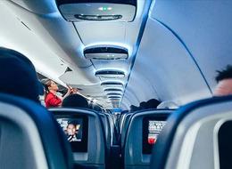 Yer İstanbul Havalimanı, sosyal medyada gündem oldu: Uçağa binmemeleri için para teklif ettiler! 