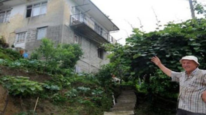 Kayığı &ccedil;atıda yaptı ama...