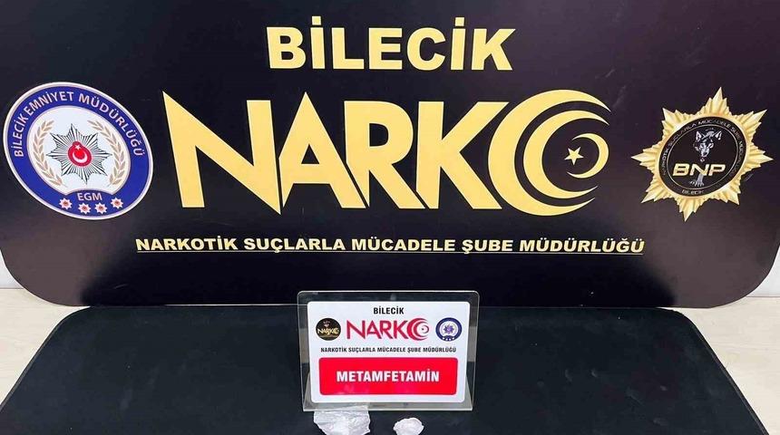 Düzenlenen uyuşturucu operasyonlarında 2 şahıs yakalandı