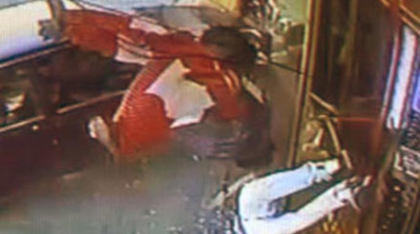 Kaza anı saniye saniye kaydedildi