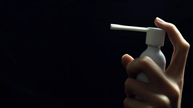 Burun spreyi ve boğaz spreyi orucu bozar mı? Burun spreyi ve boğaz spreyi sıkınca oruç bozulur mu?