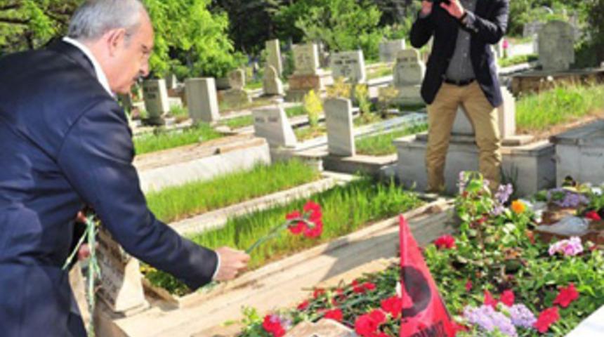 Kılıçdaroğlu’ndan ‘üç fidan’a saygı duruşu!