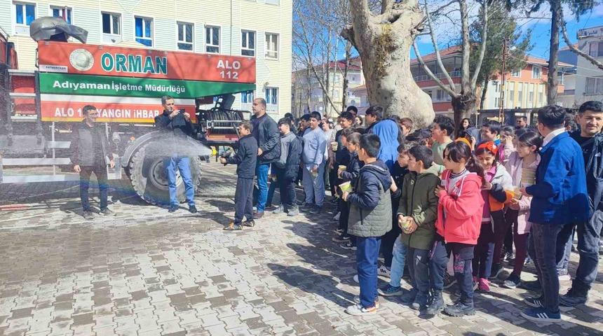 Gölbaşı ilçesinde öğrencilere orman yangını eğitimi verildi