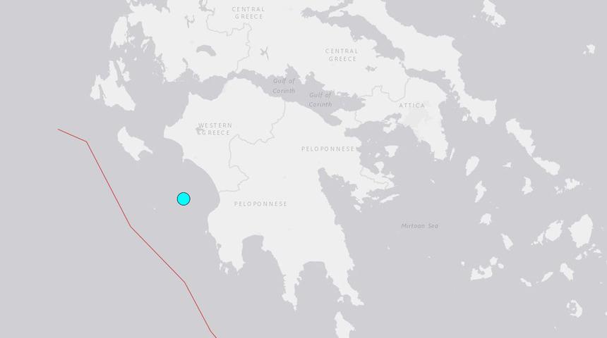 SON DAKİKA | Yunanistan'ın güneyinde şiddetli deprem! Deprem İzmir'de de hissedildi...