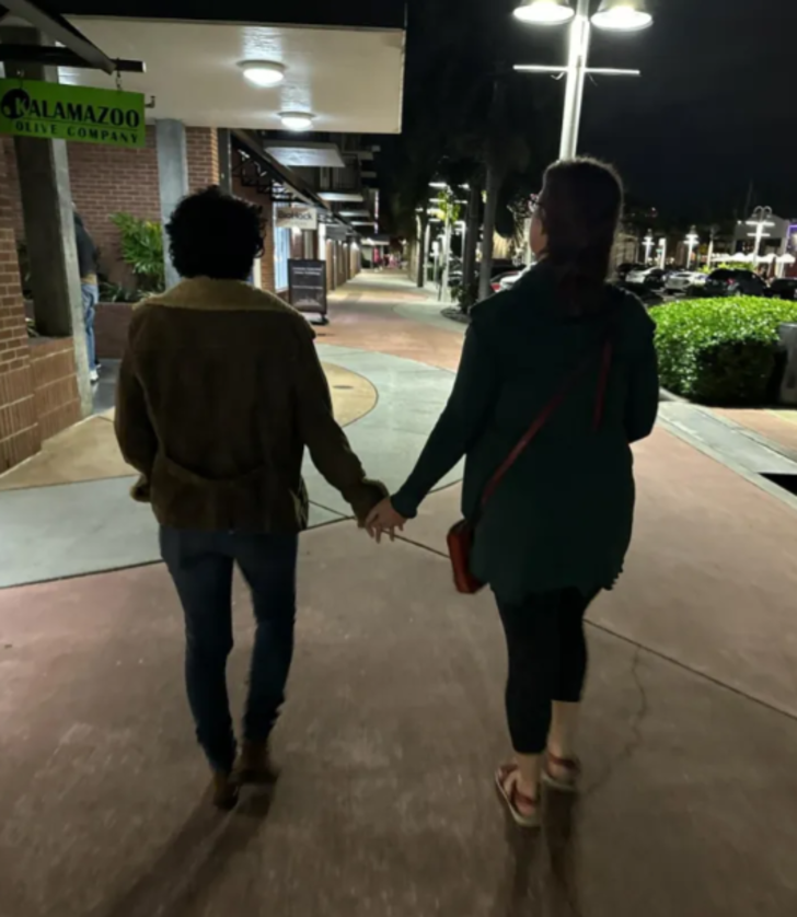 Kocası öldükten sonra 20 yaş küçük sevgilisiyle evlendi! "Rahmetli kocam tarafından bana gönderilen bir melek" G4