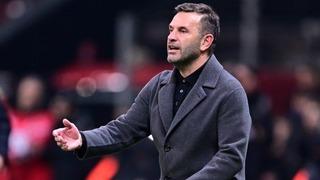 Okan Buruk'tan Akman kardeşler için karar! Başarılı çalıştırıcı Efe Akman'ın takımda kalması yönünde talimat verdi