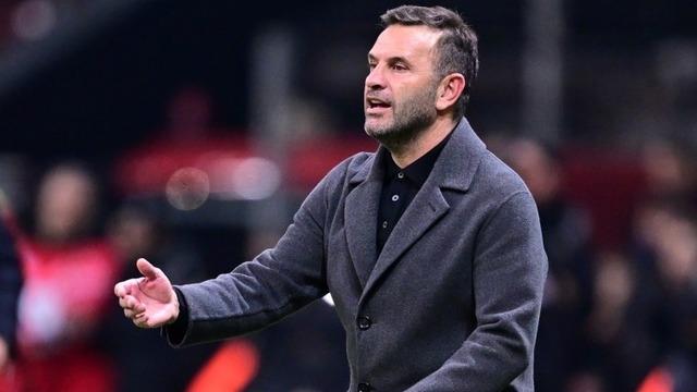 Okan Buruk'tan Akman kardeşler için karar! Başarılı çalıştırıcı Efe Akman'ın takımda kalması yönünde talimat verdi