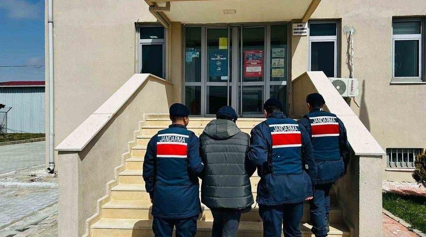 11 yıl 3 ay kesinleşmiş hapis cezası bulunan zanlı yakalandı
