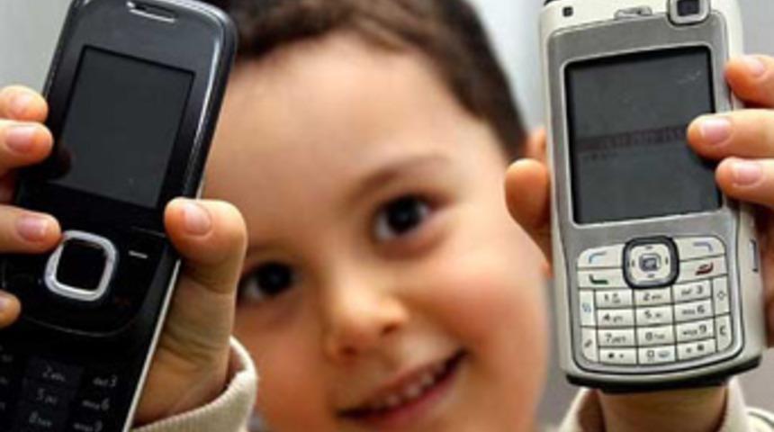 Ge&ccedil;en yıl 32 bin cep telefonu kaybettik!