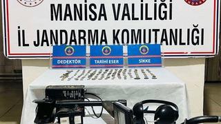 Manisa'da antik kentte dedektörle arama yapan kişi gözaltına alındı