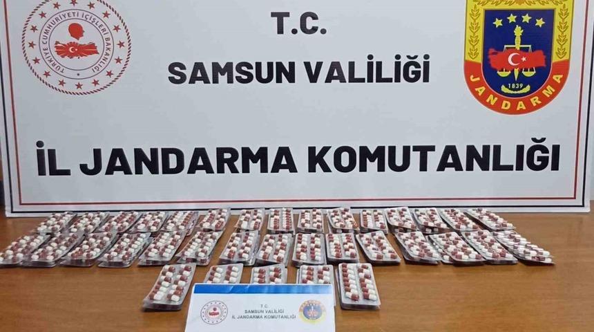 Bin 155 adet sentetik ecza ile yakalanan şahıs gözaltına alındı