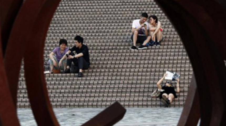 Hong Kong'lu uzun, Afganistanlı kısa yaşıyor!