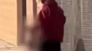 Yola savrulan insan bacağını eline alıp yedi: Kaldırımdaki yamyamı görenler donakaldı