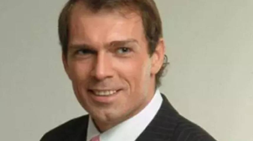 İsmini 'Mahmut' olarak değiştirdi... Sakallarını uzatıp sarık taktı! Maneviyata yönelen eski manken ve oyuncu Meriç Erkan hayatının nasıl değiştiğini anlattı