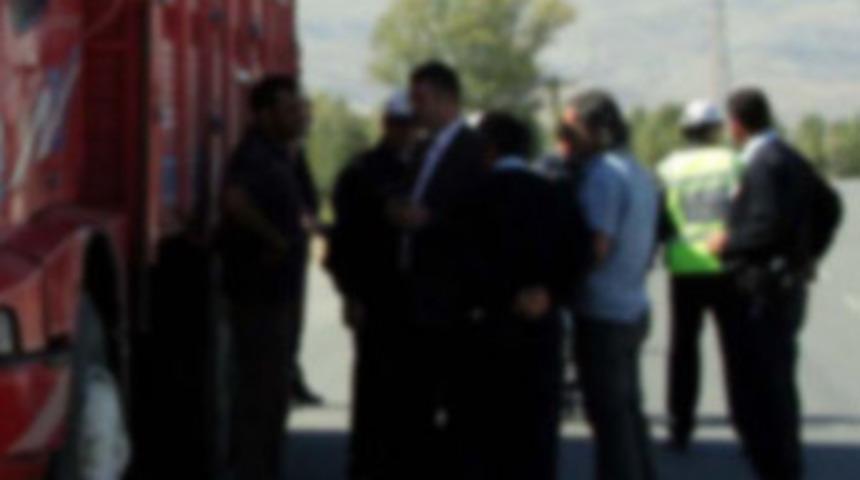 3 çocuğu taciz etti, polisten yardım istedi!