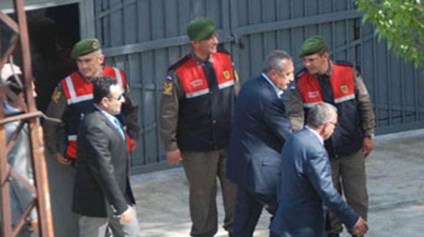 Mehmet Ağar cezaevinden çıkıyor mu?