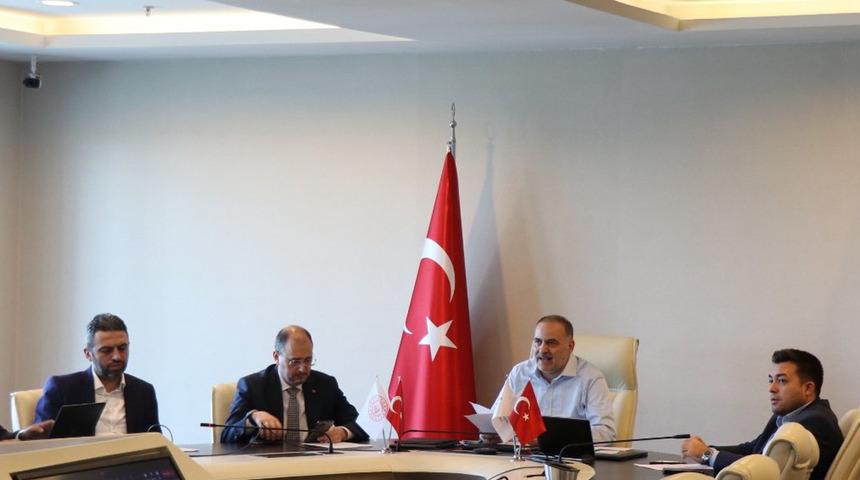 Ömer Fatih Sayan'dan yerel seçim açıklaması! 'TikTok, YouTube, Meta ve X yetkilileriyle görüşmelerimizi gerçekleştirdik'