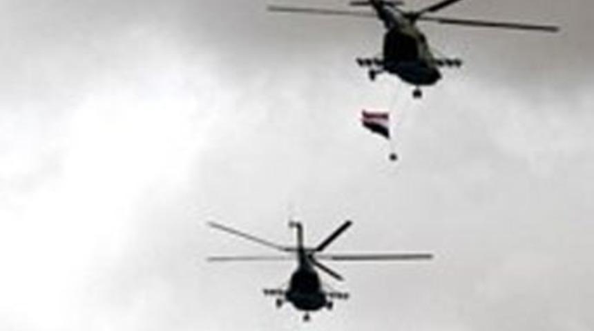 Suriye'de helikopterler iki kasabayı vuruyor