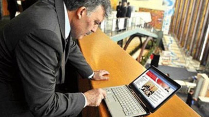 G&uuml;l, "sosyal medya"nın konuğu olacak