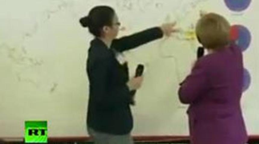 Merkel haritada Berlin'i bulamadı