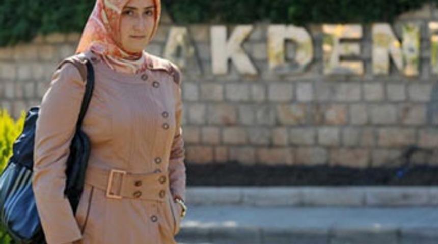 Baş&ouml;rt&uuml;l&uuml; &ouml;ğrenciye &ouml;z&uuml;r sınavı