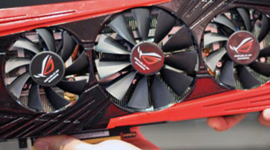 D&uuml;nyanın en &ccedil;ılgın ekran kartı: Asus MARS III