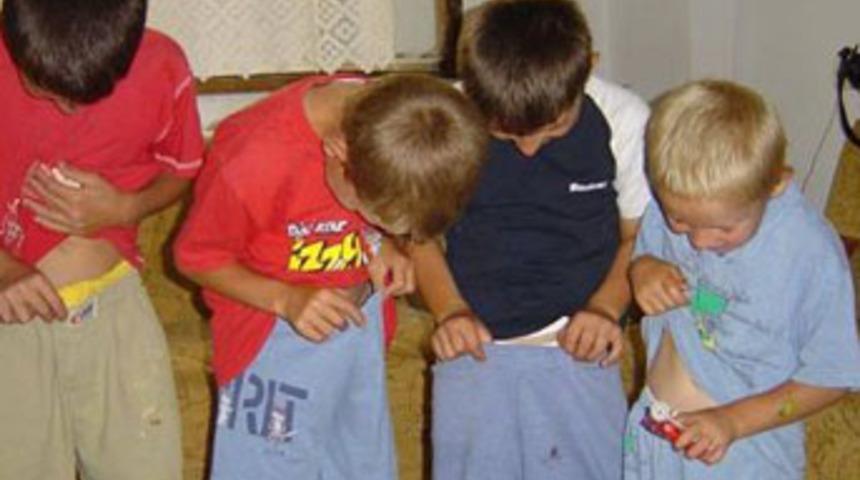 "S&uuml;nnet merdiven altına kayar"