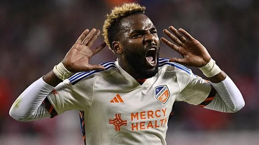 Aaron Boupendza, Türk futboluna geri dönüyor! Süper Lig devi girişimlere başladı