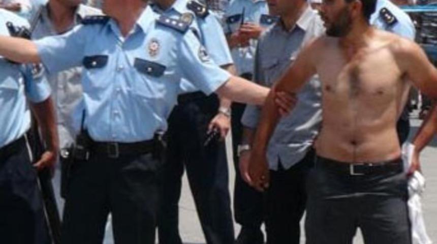 İşportacıların silahlı &ccedil;atışması: 12 yaralı!