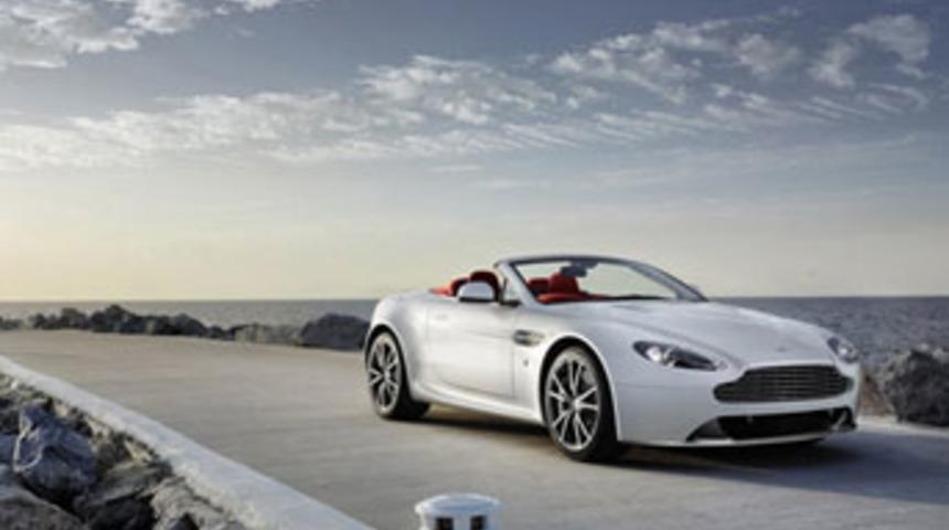 Aston Martin yeni canavarı ile karşımızda